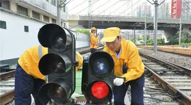 招聘|中铁集团开始招聘了,薪资待遇令人“心痒痒”,有能力的别错过