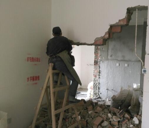 阳台只是简单改造一下,竟然引来邻居模仿,不看亏大了!