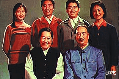 陈佩斯|春晚历史上的第一个小品有多厉害，陈佩斯之后为何退出春晚？