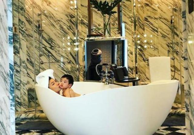 乐基儿|离开黎明,她活成了一般豪门妻子不敢想象的样子