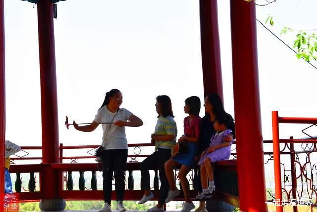 大理|甘肃岳麓山上,有许多奇怪的亭子,背后藏着故事