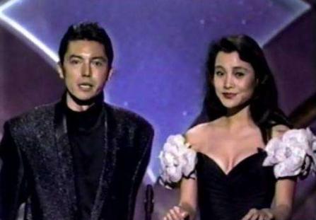 尊龙|爱过陈冲,让林青霞迷恋的尊龙,为何68岁只有狗和2棵树相伴?