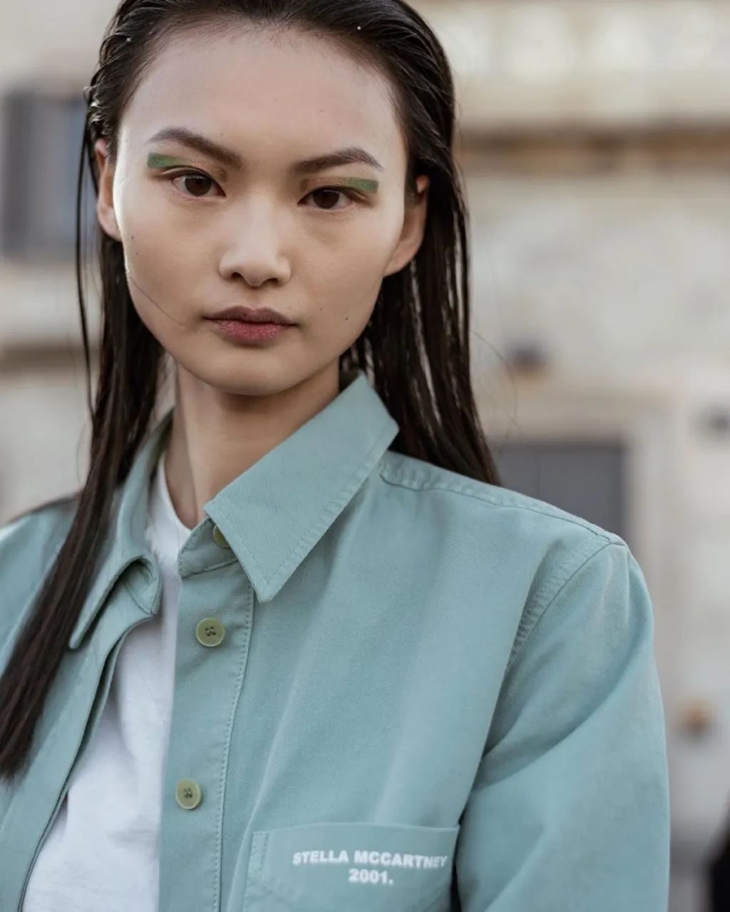 中国超模|撑破礼服的卡戴珊,也没能抢走这位中国超模的风头!真叫人羡慕