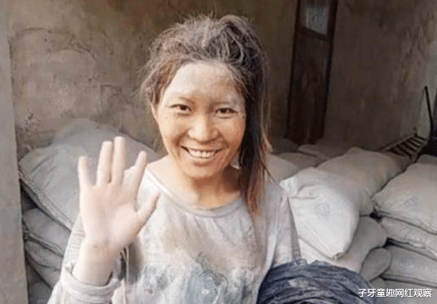 工地|张方方:靠卖惨爆红网络,被官媒揭穿真面目,如今的她怎么样了?