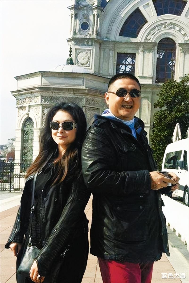 于月仙|妻子于月仙去世一年多,无儿无女的张学松的做法让人动容