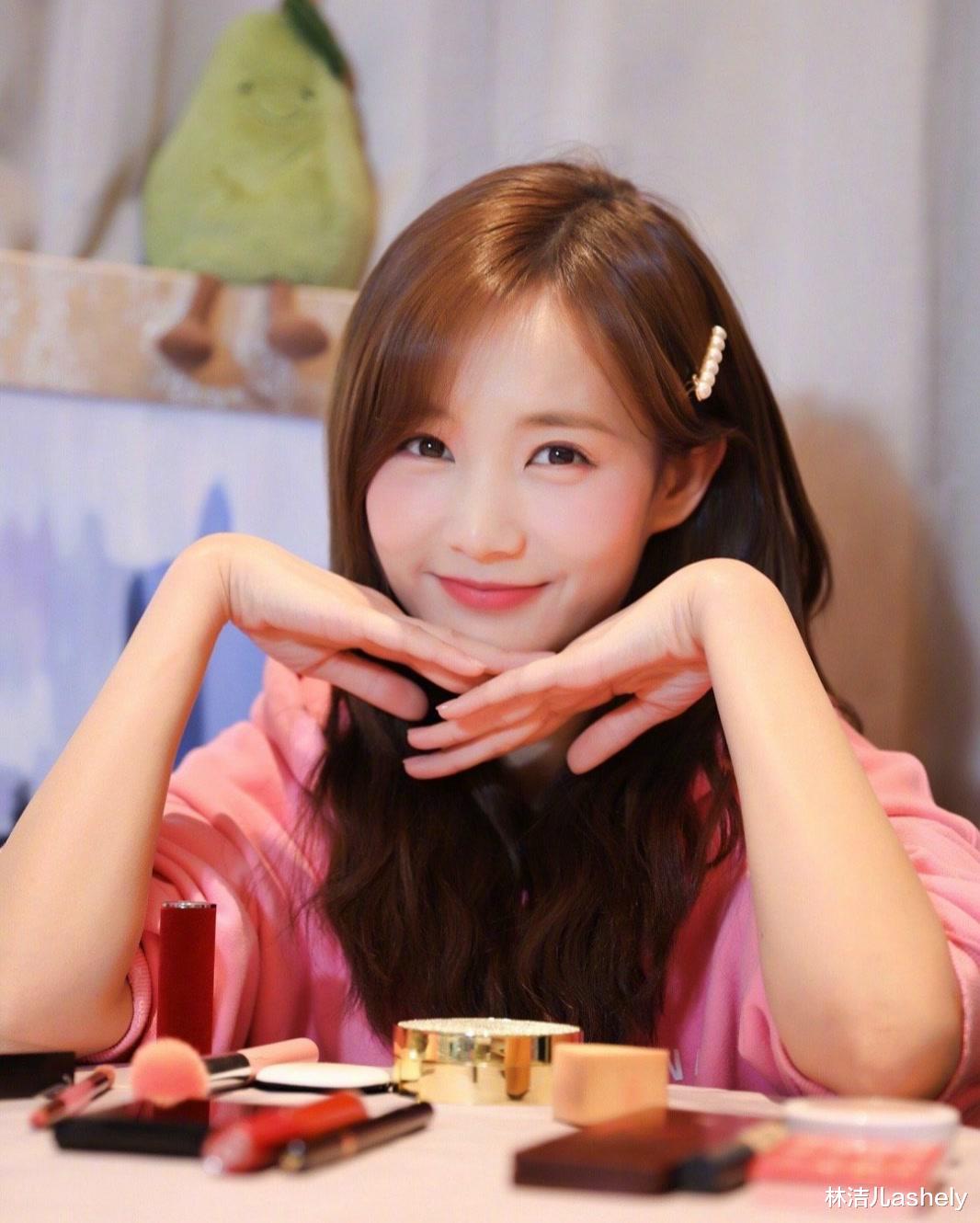 腮红 谭松韵李一桐都爱上日系宿醉妆？想get同款，关键就在腮红修容术