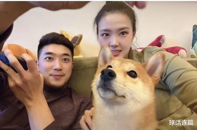 张常宁|人生赢家！女排张常宁豪宅首度曝光，与丈夫看球恩爱有加男帅女美