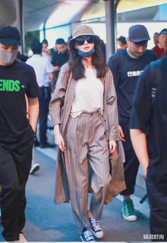 杨幂|倪妮被称为行走的衣服架子,既能穿出温柔,又撑得起气场,好时髦