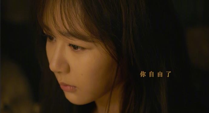 杨紫|杨紫：这样长大的孩子，眼里都是悲伤