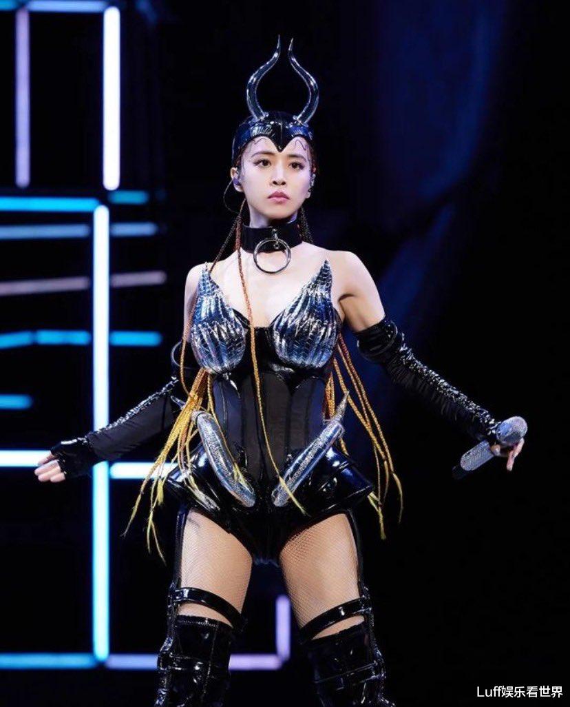 蔡依林|蔡依林时隔一年八个月,再次回归台北小巨蛋,天后风范依然光芒四射