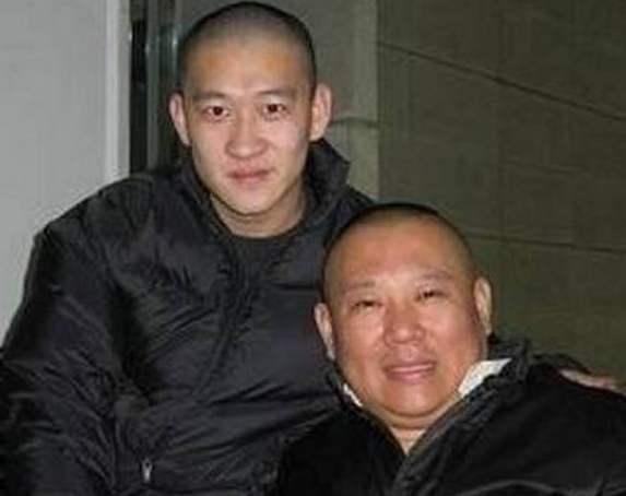 德云社|曹云金采访时说出内情：我是被迫离开德云社的，演出部禁止我演出