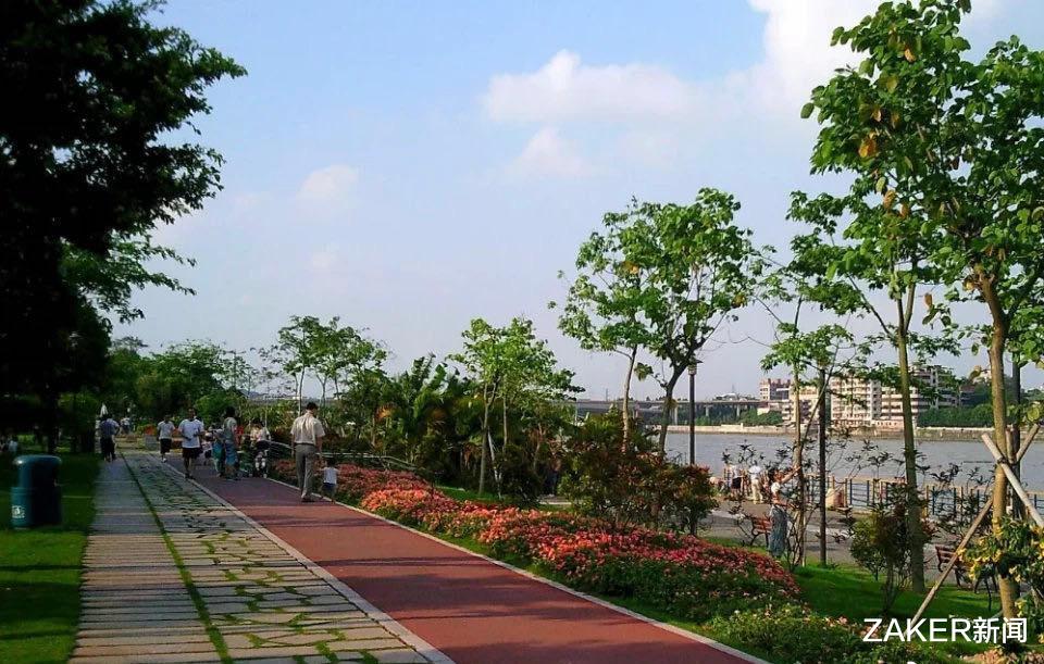 历下|努力上分的白云,到2025年藏着一整个惊艳大动作!