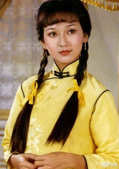 冯程程|68岁赵雅芝再扮冯程程：爱情至上的她，为什么变了？