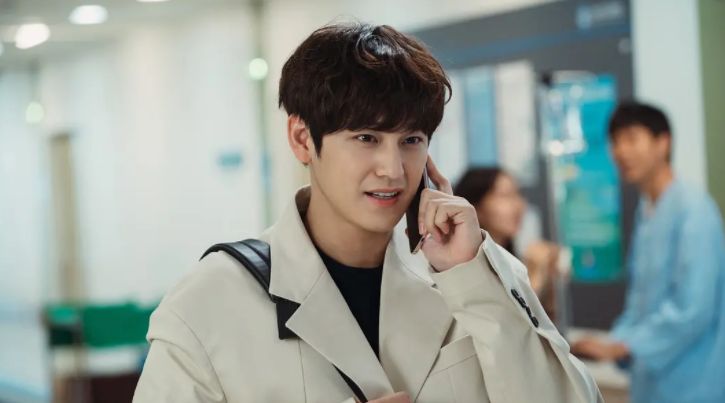 宋慧乔|《那年冬天风在吹》9年，赵寅成新剧拍摄完成，宋慧乔看秀状态佳