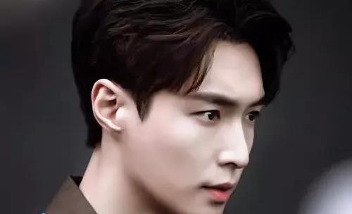 杨紫|小八卦，杨紫，李沁，张艺兴，李现