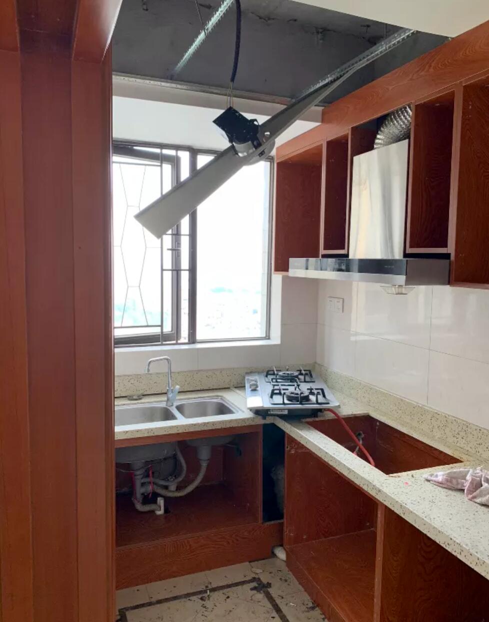 看了她125㎡家,才知道“家徒四壁”有多爽,骨子里透着干净