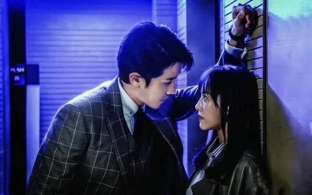 彭冠英|彭冠英蔡文静再次搭档！《阳光之下》原班人马强势来袭，剧照好甜