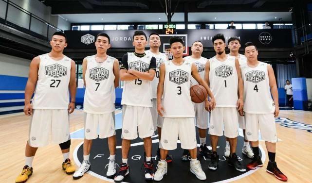 广州市|打野球年入百万是真的吗?曾拒绝CBA的中国野球第一人