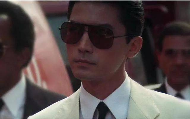 |全球公认的5大美男子:中国仅一人上榜,真是风度翩翩