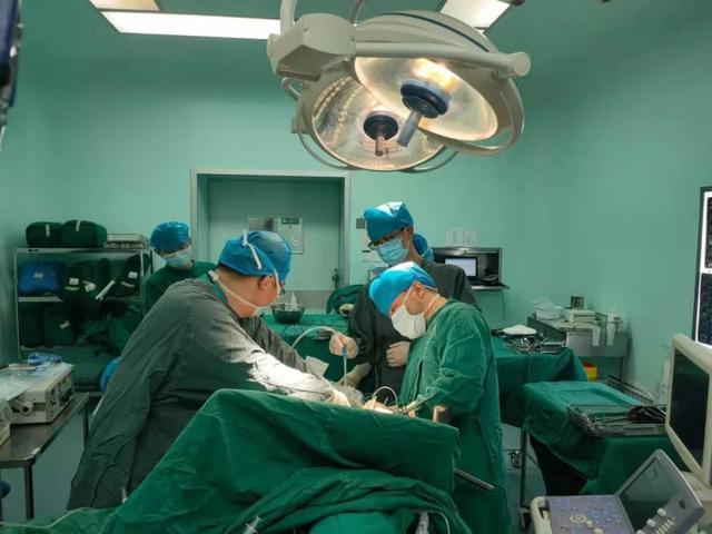 手术室冷知识:一台15万的手术,主刀医生能拿多少钱?涨知识了