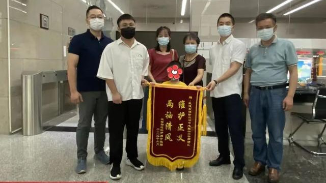 武汉男子为降低抚养费，将5岁儿子告上法庭！网友：就这还能二婚？