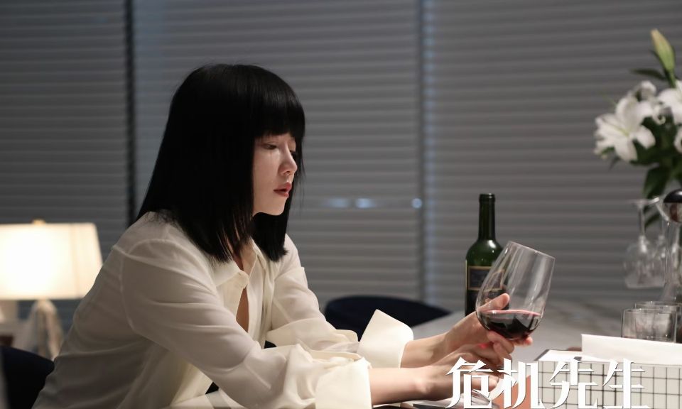 夏雨|缉毒剧《孤鹰》启动，夏雨、祖峰领衔主演，罗晋、谭卓惊喜客串