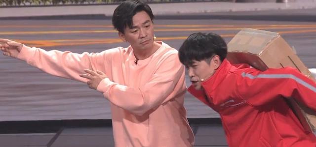 春晚|春晚语言类节目大排名:沈腾“爆梗”第一,岳云鹏“变鸡”垫底