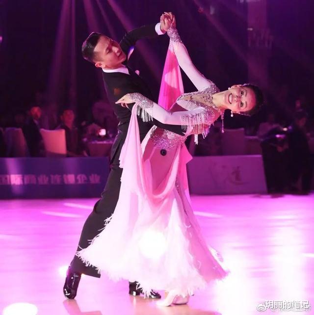 王琳|离婚两次，如今50岁却享受单身，“雪姨”王琳给女性敲响了警钟