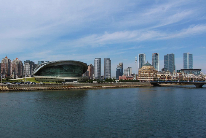 大连|中国东北部美丽的海滨城市，风光令人叹为观止，越来越受欢迎