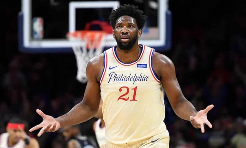 米切尔|NBA现役十大实力大于名气的球星：绿军探花上榜，比尔一直被低估