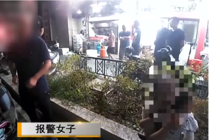 浙江宁波，一名女子因为夜色已晚，刚把两个女儿都哄睡着