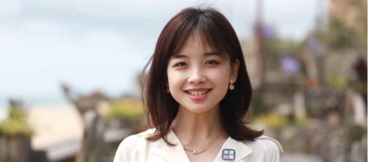 王冰冰|清纯人设翻车？王冰冰被扒英语四级不及格，恋爱卑微疑似还离过婚