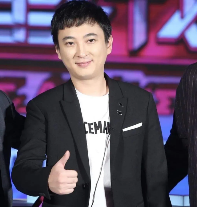 王思聪|王思聪朋友圈截图声称花费209万和解?博主发文否认:头像早就换了