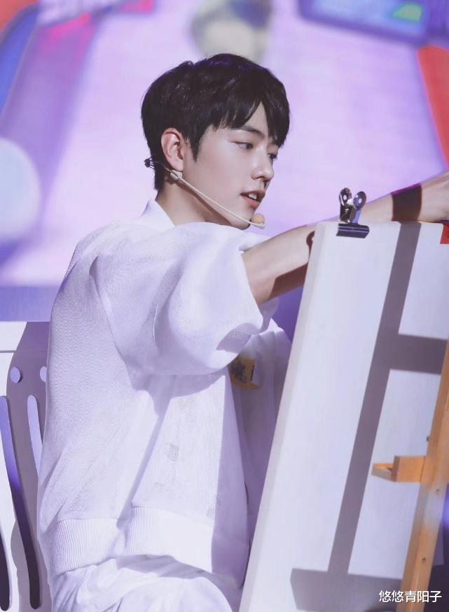 |出道六年，顶流四年，即使不见营业，可肖战的数据依旧一骑绝尘！