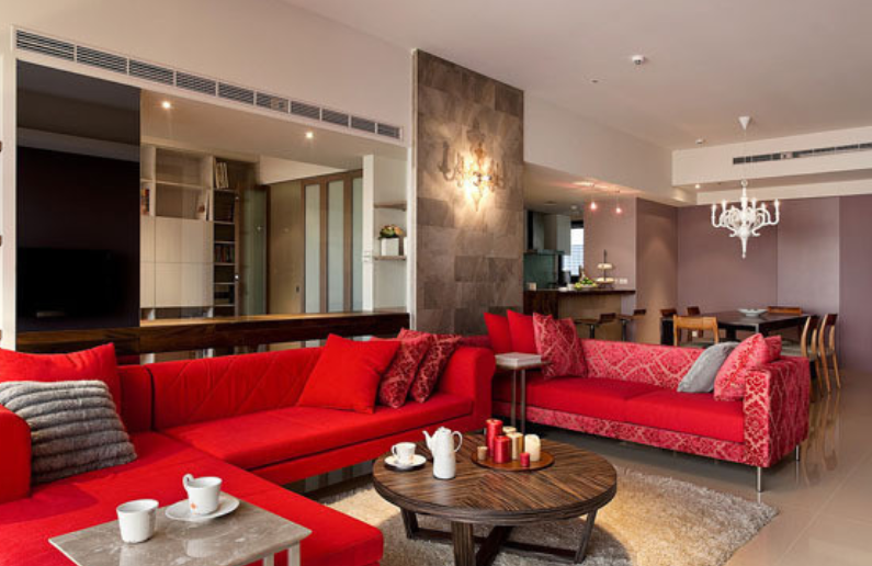 婆婆花45万帮我装修婚房,全屋血红色让人难以理解,这能住人?