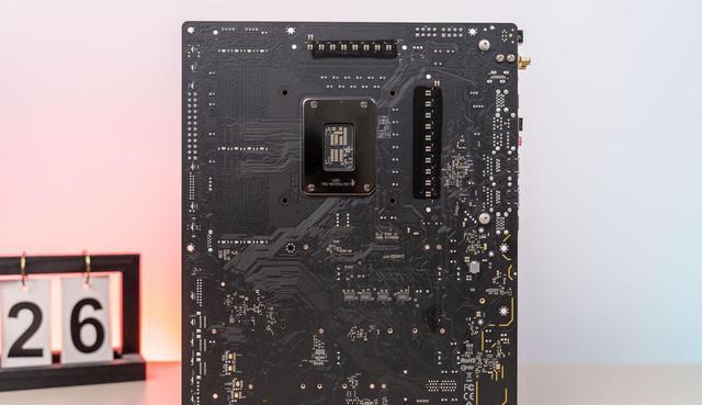 主板|设计用心，极致堆料、华擎ASRock太极Z690主板拆解评测