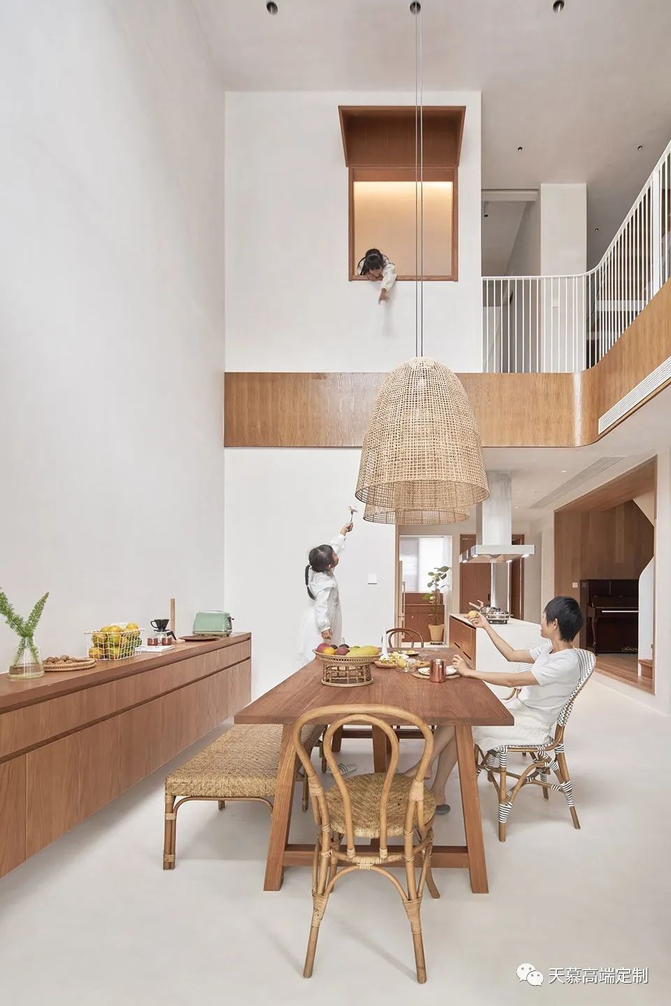 190㎡极简设计，五口之家舒适生活的安乐窝