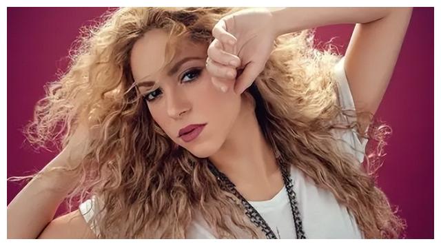 逃税|又一顶流女星被曝巨额逃税,本人竟正面硬刚!网友:没想到是她…