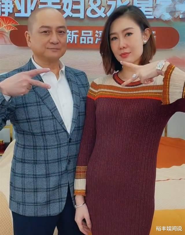 汤镇业|汤镇业晒双胞胎儿女为高考加油,俩儿子颜值高,俩女儿像妈妈