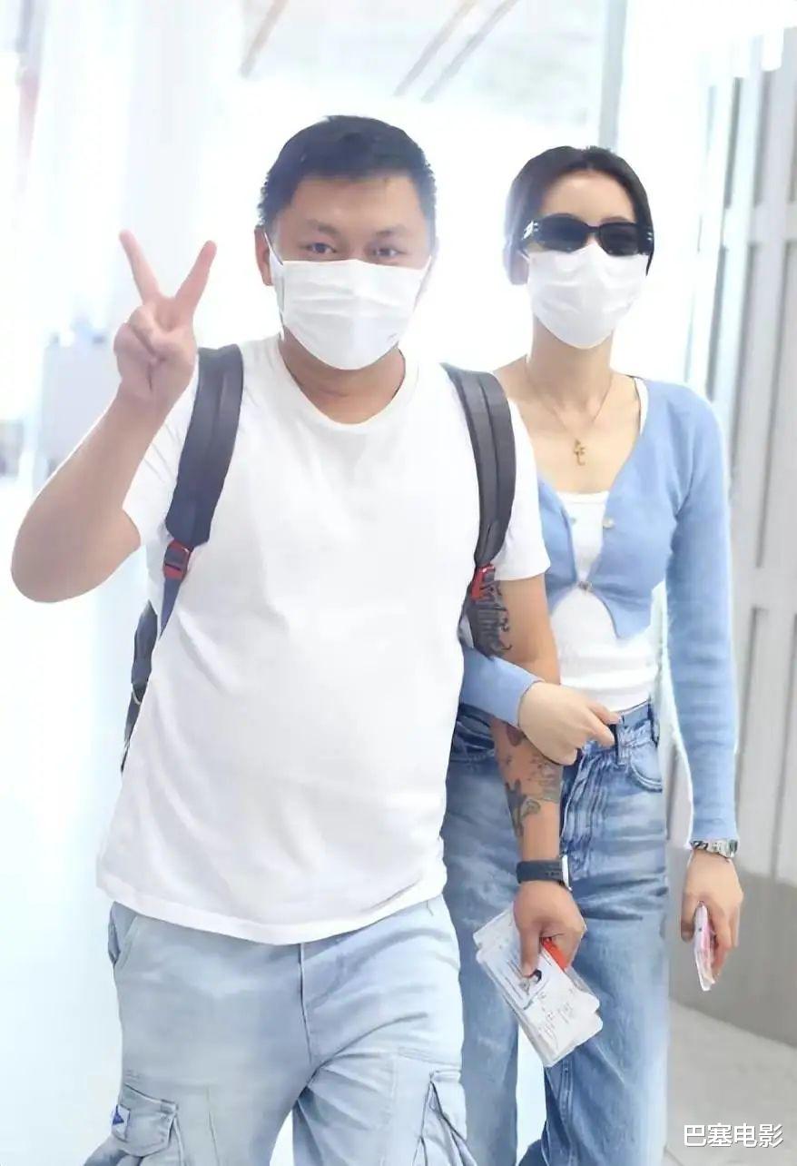 明星|当众又搂又抱，和异性没有边界感的女明星，就别怪网友嘲讽了