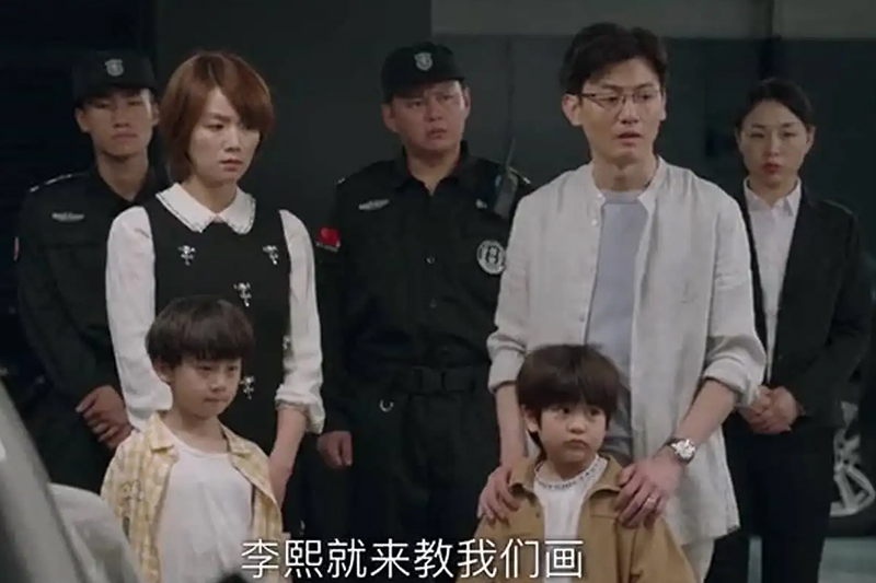 蒋静|同样是在家带孩子,为何李宇文被称为好男人,蒋静却成了傻女人?