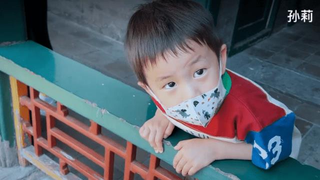 孙莉|辣妈孙莉再次晒娃，小儿子太像老爸，多多和多妹各有千秋！