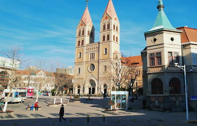 流浪地球2|电影《流浪地球2》取景地,青岛再次爆火,正是旅游好去处