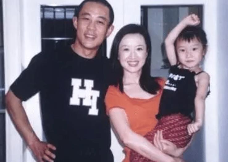 侯勇|老戏骨侯勇，25岁娶60后，44岁娶70后，50岁娶90后，网友：会玩