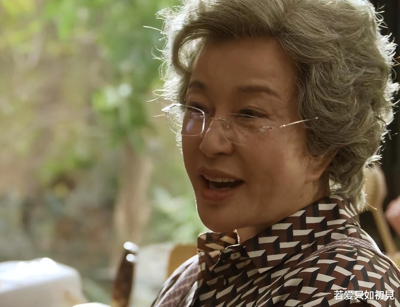 刘晓庆|“冻龄女神”都是假的!12位“不老”女星现状,女神也会变成“奶奶”