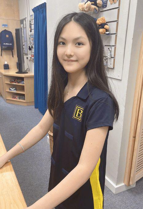 王诗龄 李湘晒女儿校园生活照,王诗龄减肥成功,成为一个气质美少女