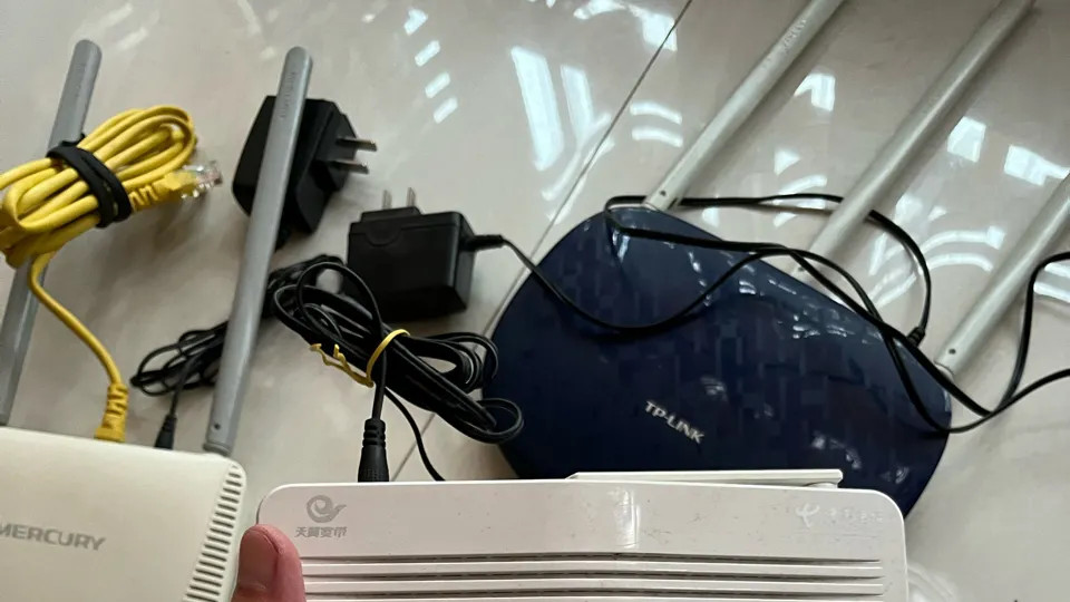 路由器|移动300兆宽带，网速只有12mb/s，果然天下没有免费的午餐