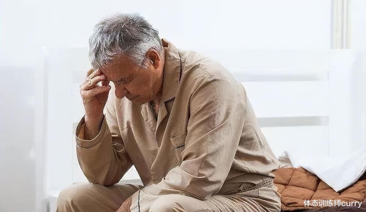 痛风|不论男女，过了50 岁，警惕身体的4个变化，提醒中老年：该养生了