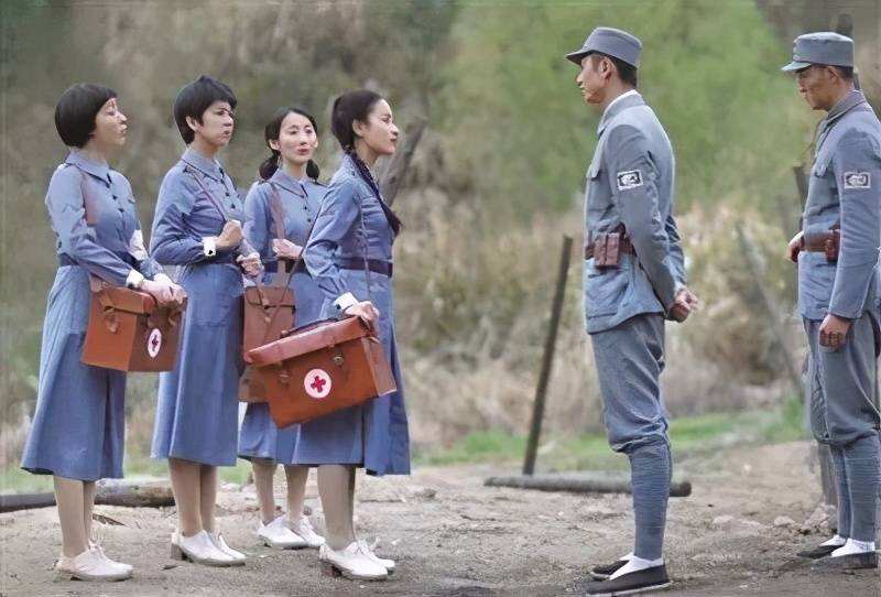 亮剑|亮剑:这样精彩的细节刻画,和别的剧一对比,差距立刻就出来了