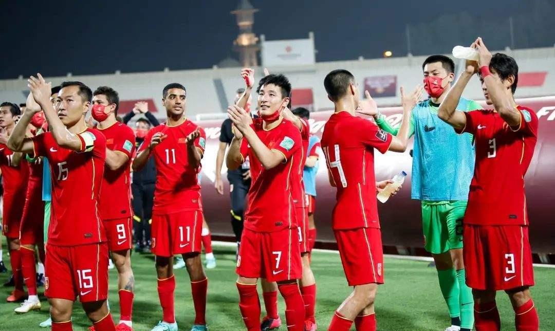 减肥达人 李霄鹏助教瘦身了，为什么孙祥没有去日本，难道他的任务完成了？